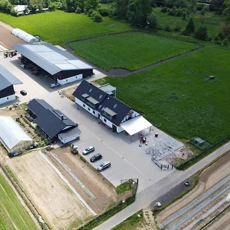 Lägenhet Einladende Ferienwohnung Auf Bauernhof In *